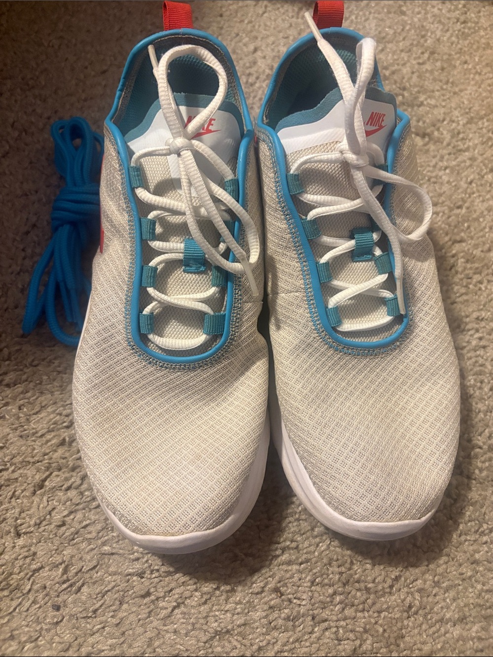 Nike Air Max Motion 2’s Silvery Sneakers w/Blue Trim and Red Accents, Women’s 10